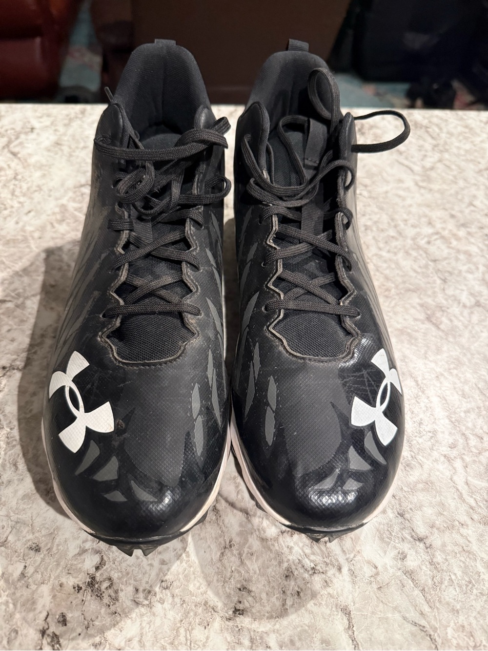 Under Armour Men’s Size 14 Black White Football Cleats 3022774-001